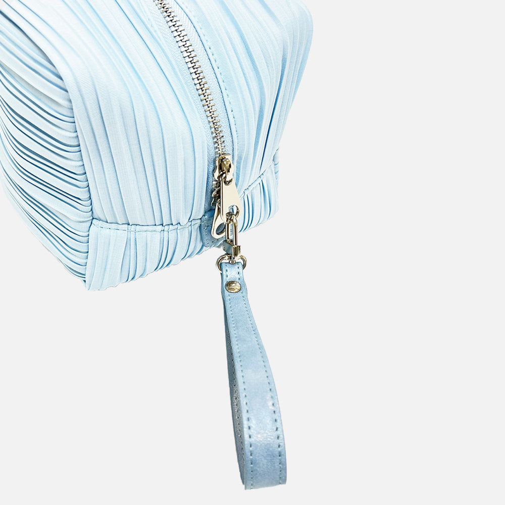 Cube Bag in Icy Blue