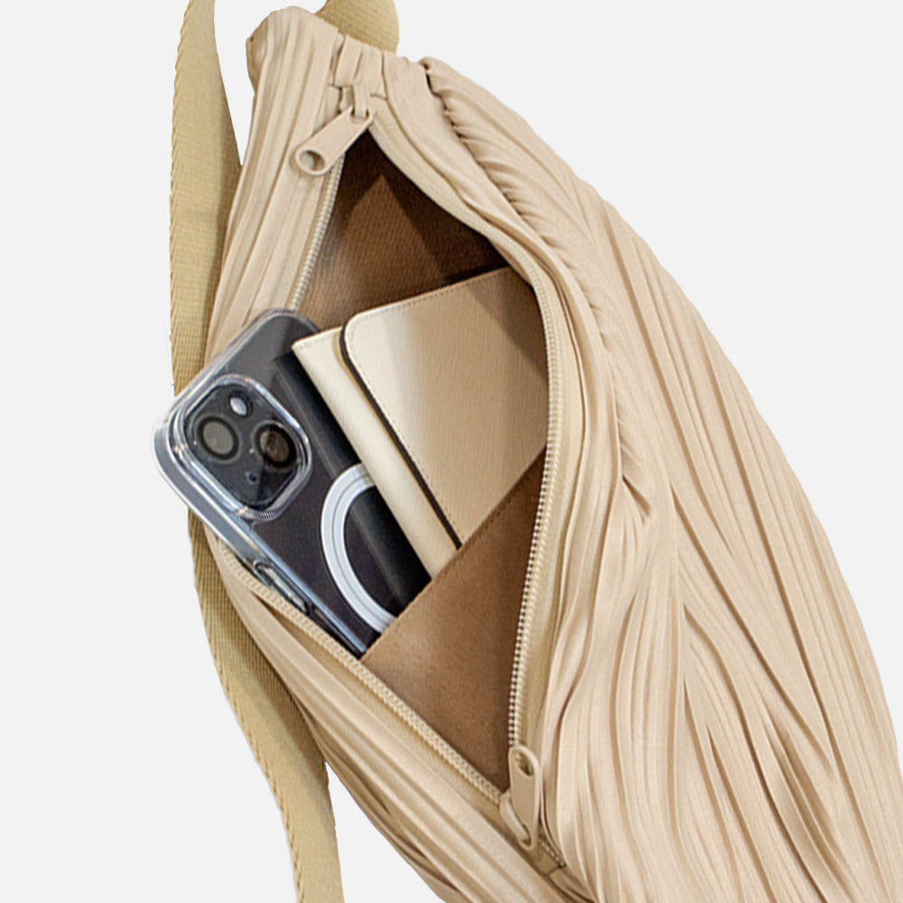 Sling Bag in Champagne Beige