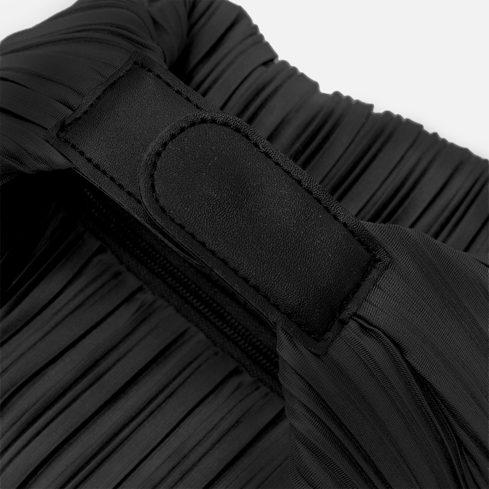 Cocoon Bag in Beyond Black