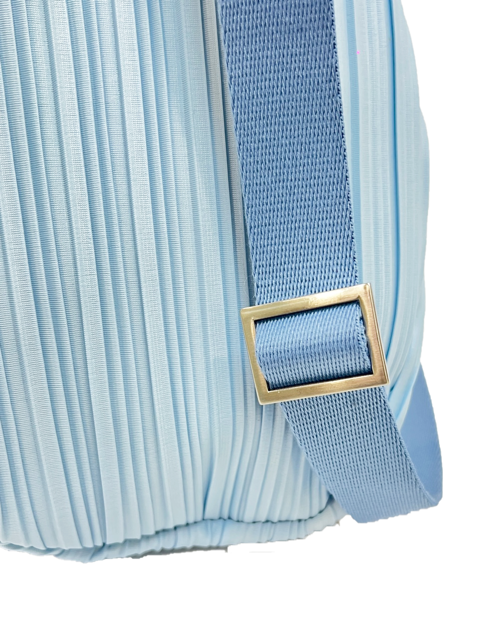 Sling Bag in Icy Blue