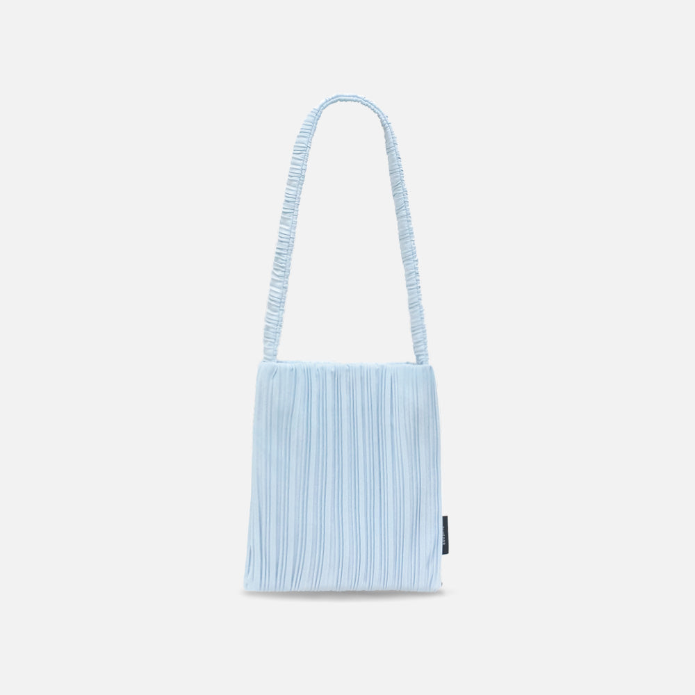 Mni Shoulder Bag in Icy Blue