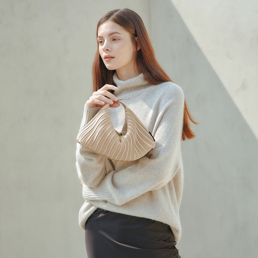 Cocoon Bag in Champagne Beige
