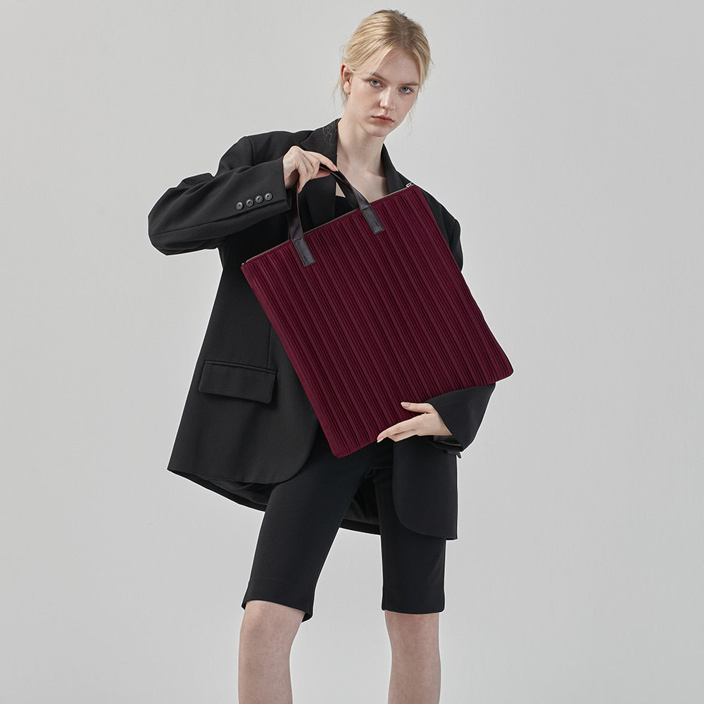 Work Bag in Vino Red