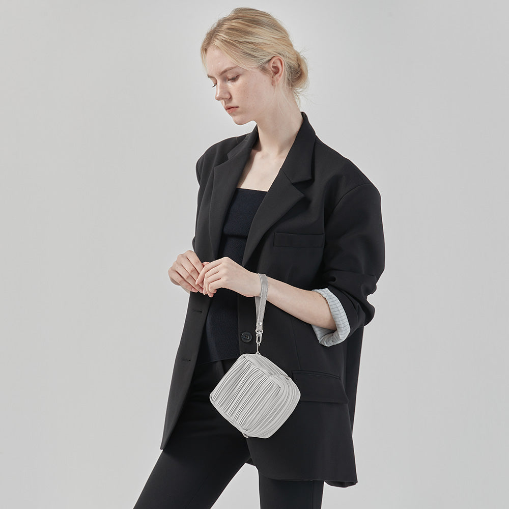 Cube Bag in Metal Grey