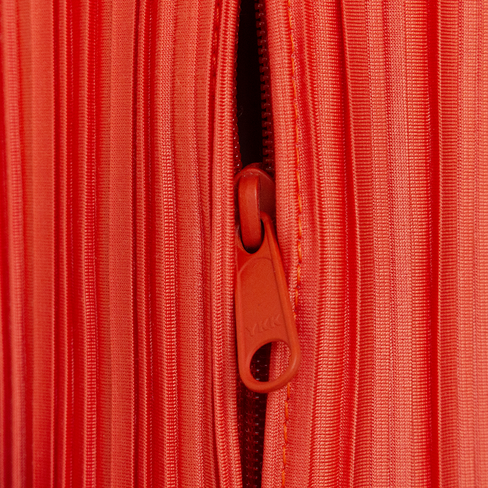 Roll Bag in Tango Red