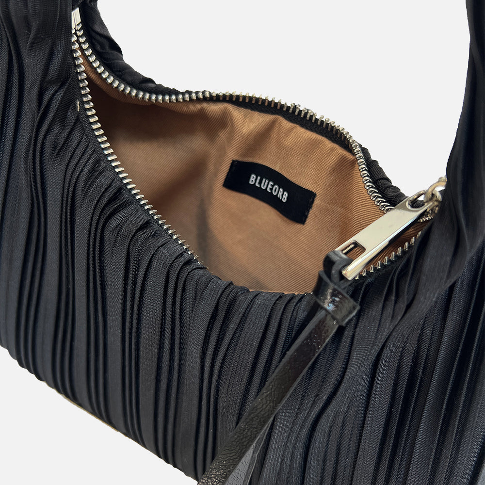 Mini Hobo in Beyond Black