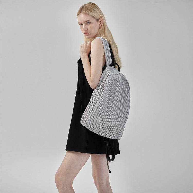 Backpack in Metal Grey