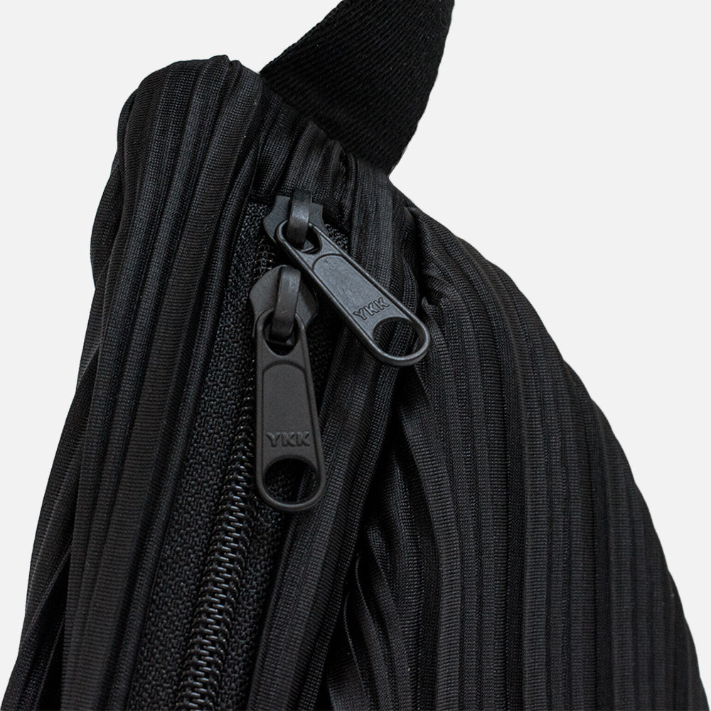 Sling Bag in Beyond Black