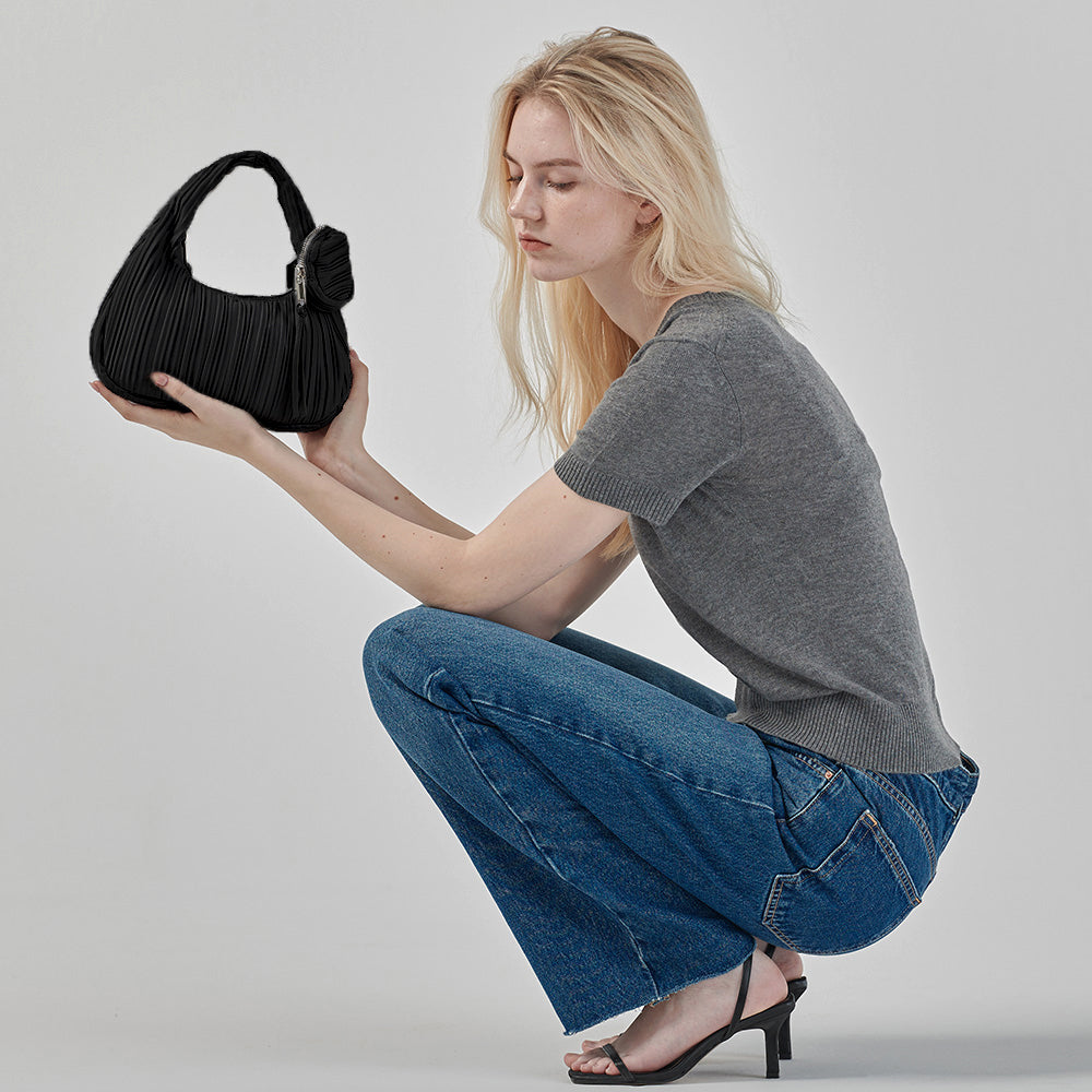 Mini Hobo in Beyond Black